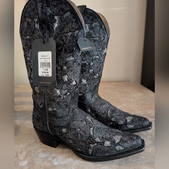 Shyanne Shoes - Shyanne Bittersweet Western Boots -Snip Toe - Genuine Leather Women's Size 7.5